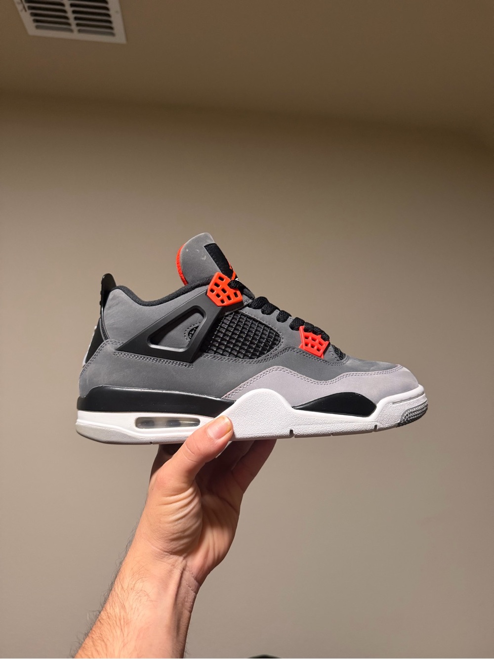 Jordan 4 Retro Mid ‘Infrared’ Men’s Sneakers Size 10 DH6927-061